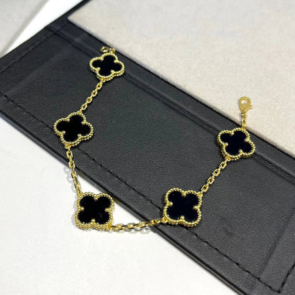 [Aetheris]LUCKY CLOVER 5-MOTIV-ARMBAND – BLACK ONYX KOLLEKTION