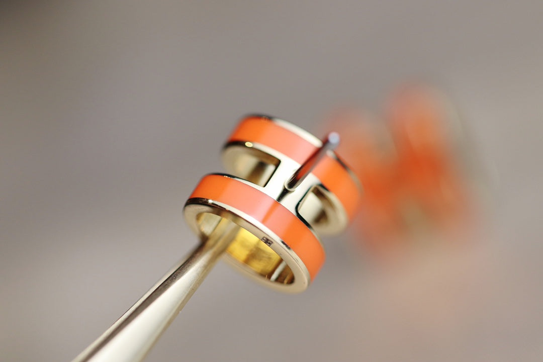 [Aetheris]MINI POP H EARRINGS ORANGE