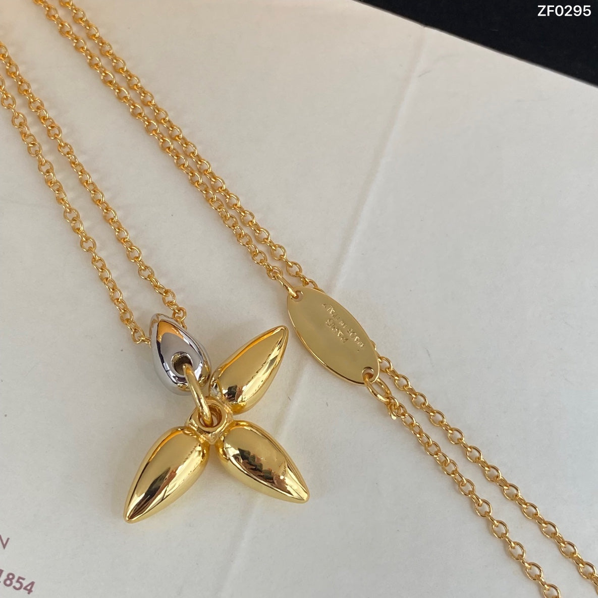 [Aetheris]LOUISETTE PEDANT GOLD NECKLACE