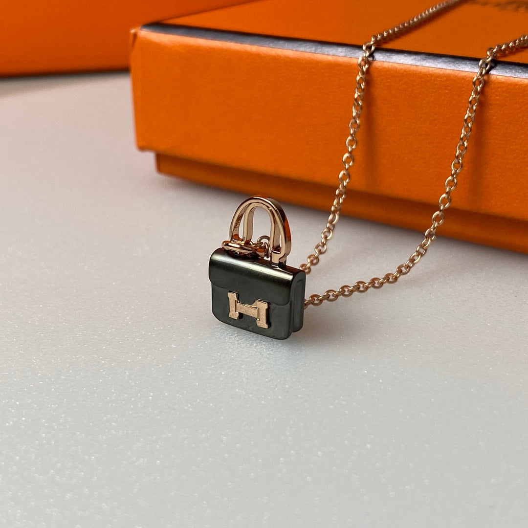 [Aetheris]CONSTANCE BLACK PEDANT ROSE GOLD NECKLACE