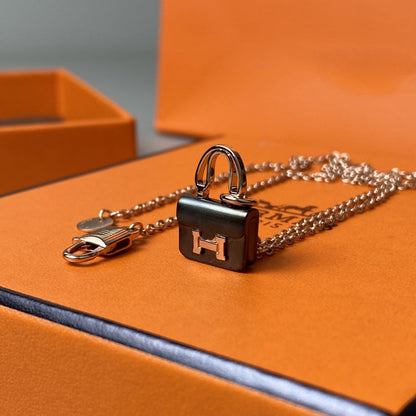 [Aetheris]CONSTANCE BLACK PEDANT ROSE GOLD NECKLACE