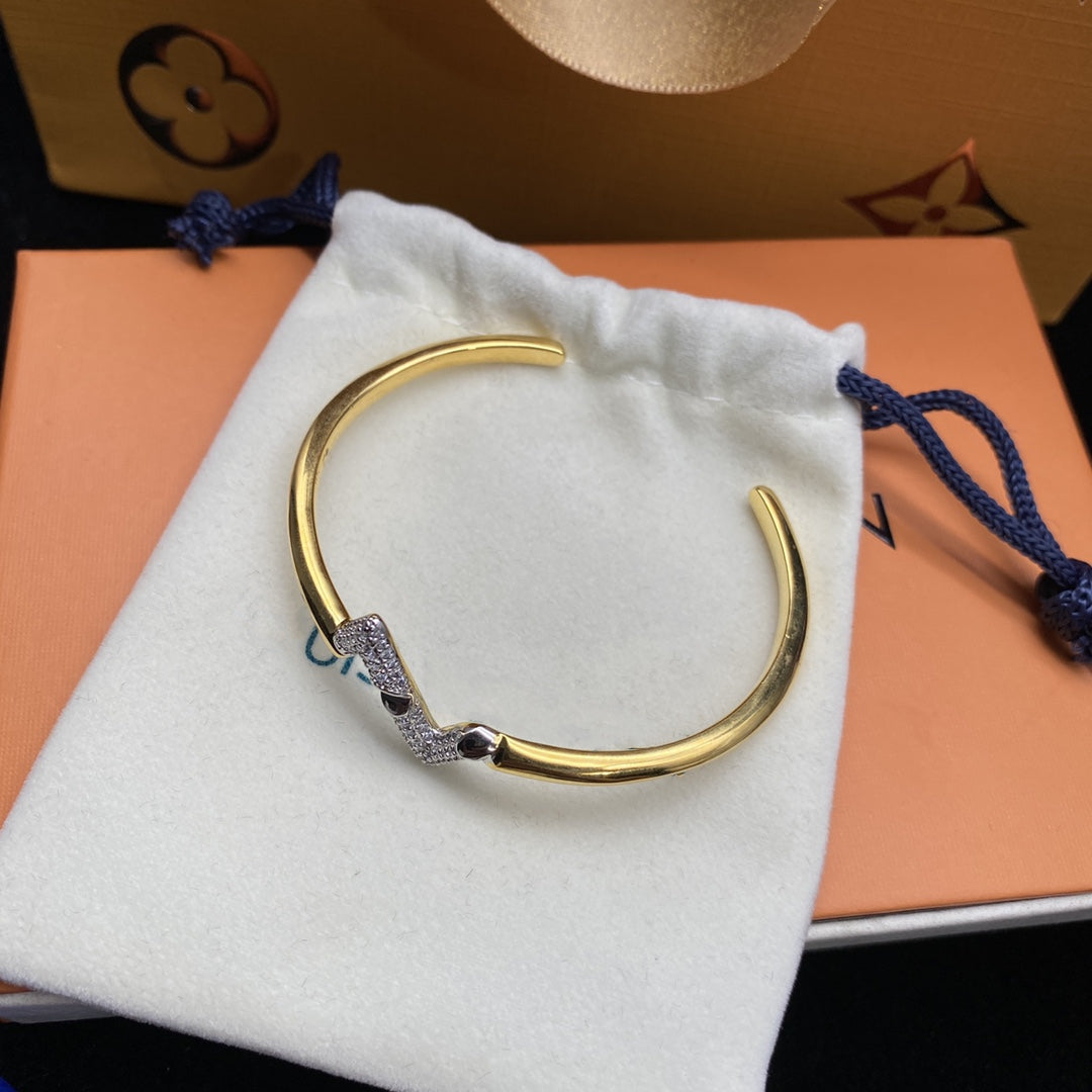 [Aetheris]VOLTE UPSITE DOWN DIAMOND GOLD OPEN BRACELET