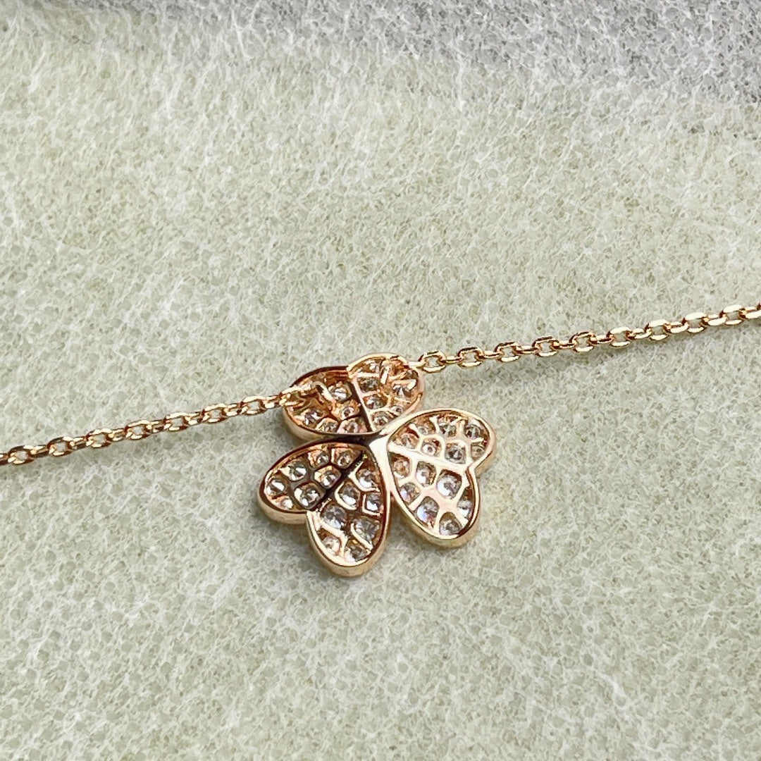 Aetheris]PAVÉ DIAMOND FLOWER CHARM NECKLACE