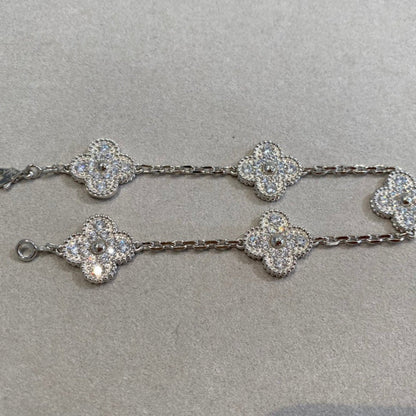 [Aetheris]LUCKY CLOVER 5-MOTIF BRACELET - VOLL-DIAMANT