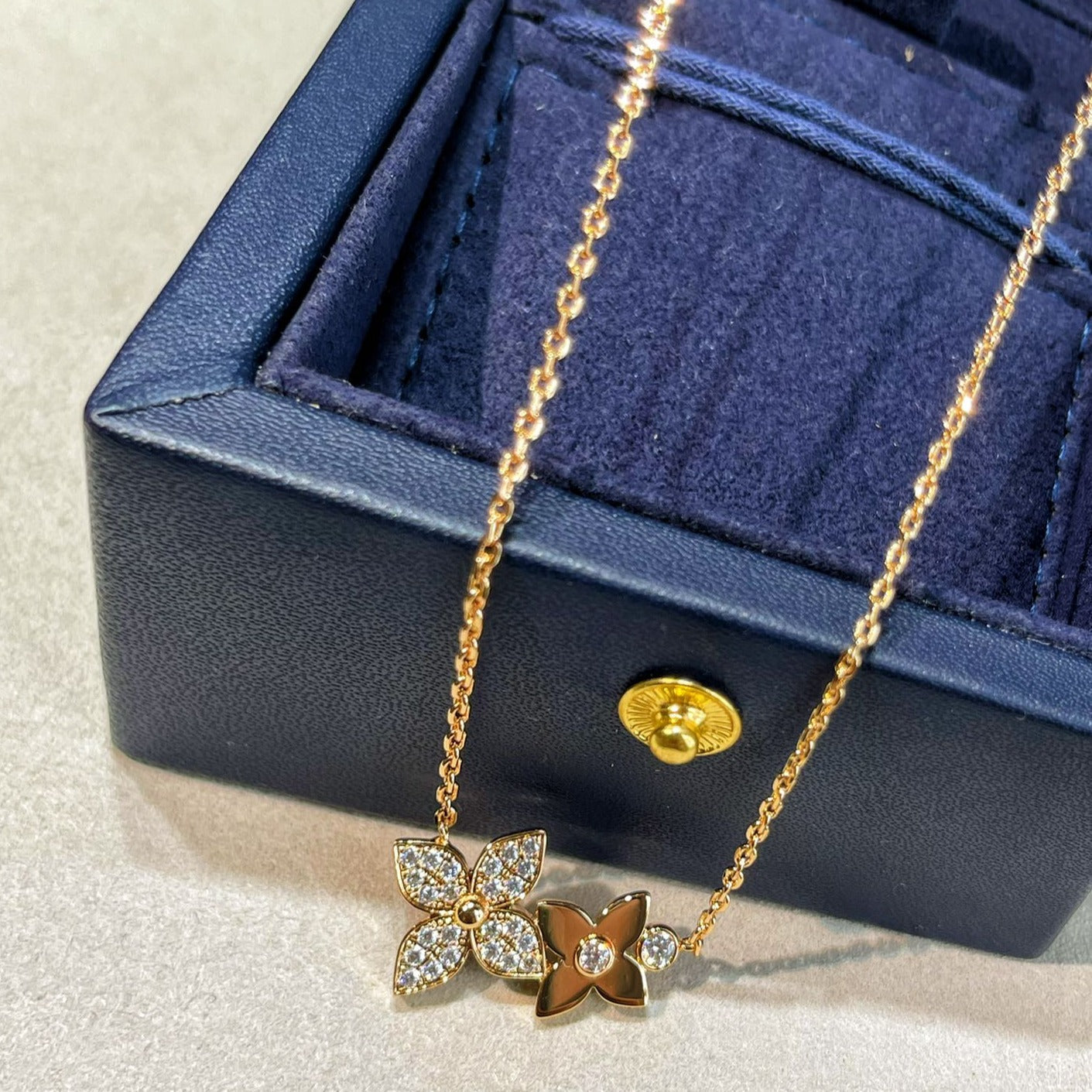 [Aetheris]STAR BLOSSOM NECKLACE ROSE GOLD DIAMONDS