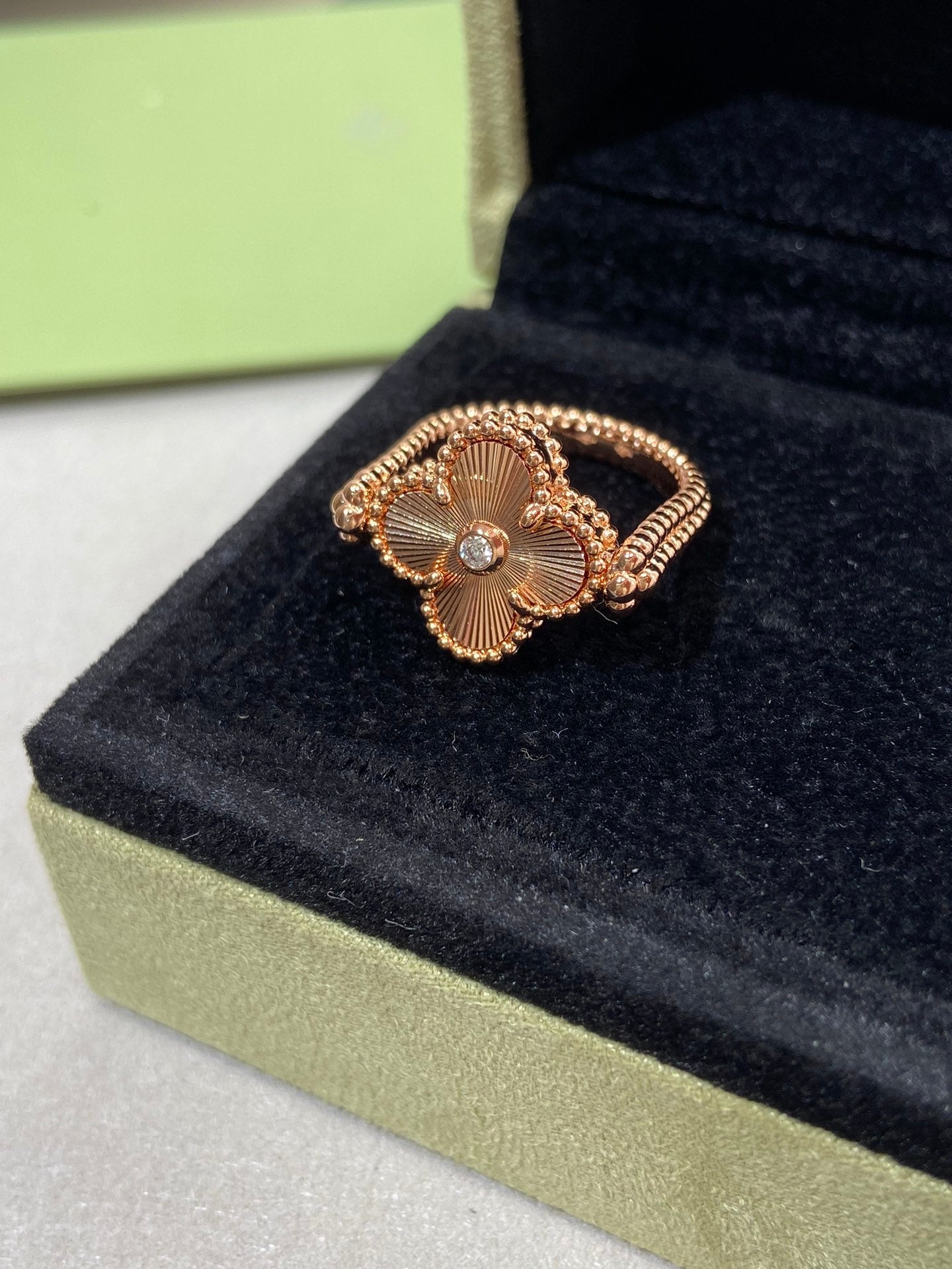 [Aetheris]GLÜCKKLEE GOLD WENDE-RING