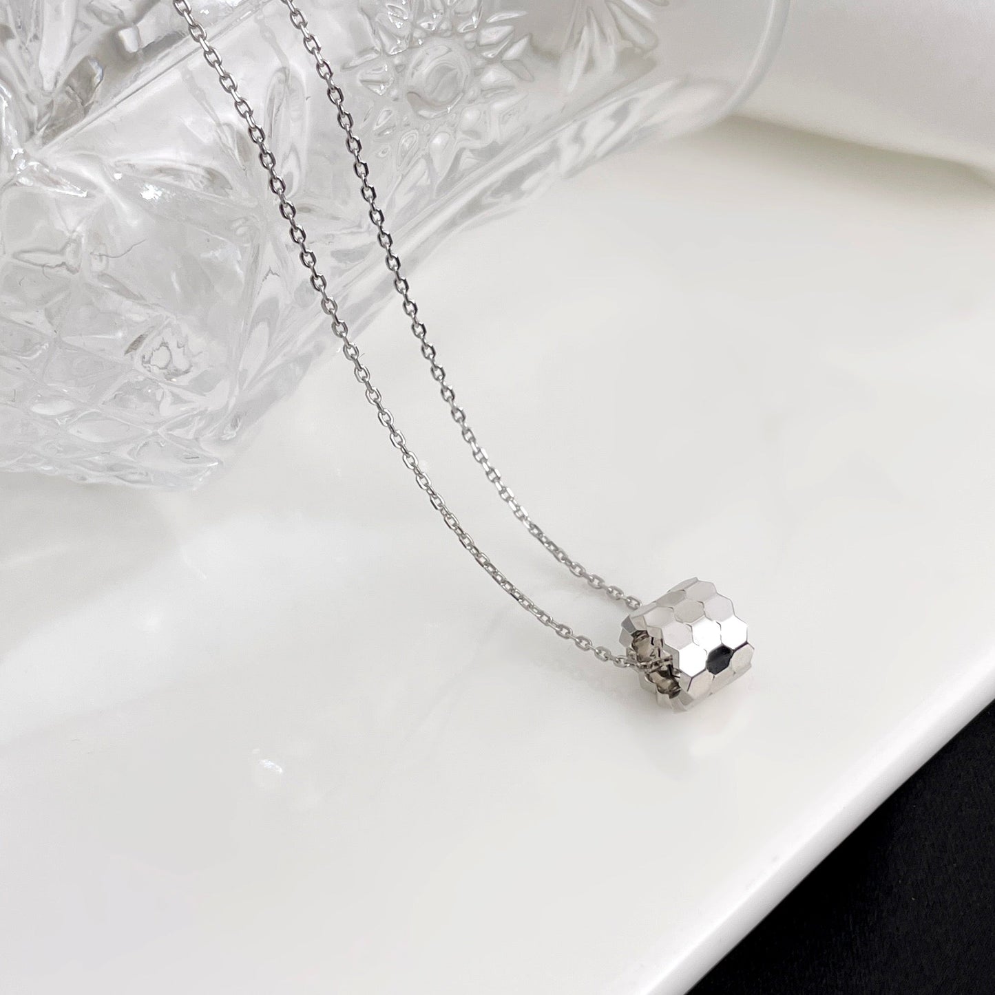 [Aetheris]BEE MINI NECKLACE