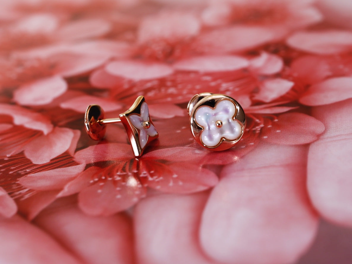 [Aetheris]STAR AND SUN ROSE GOLD MOP STUD EARRINGS