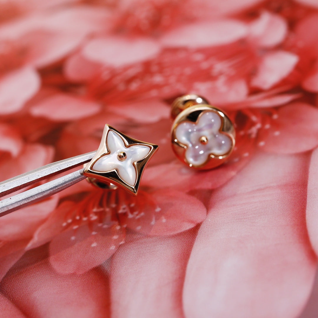 [Aetheris]STAR AND SUN ROSE GOLD MOP STUD EARRINGS
