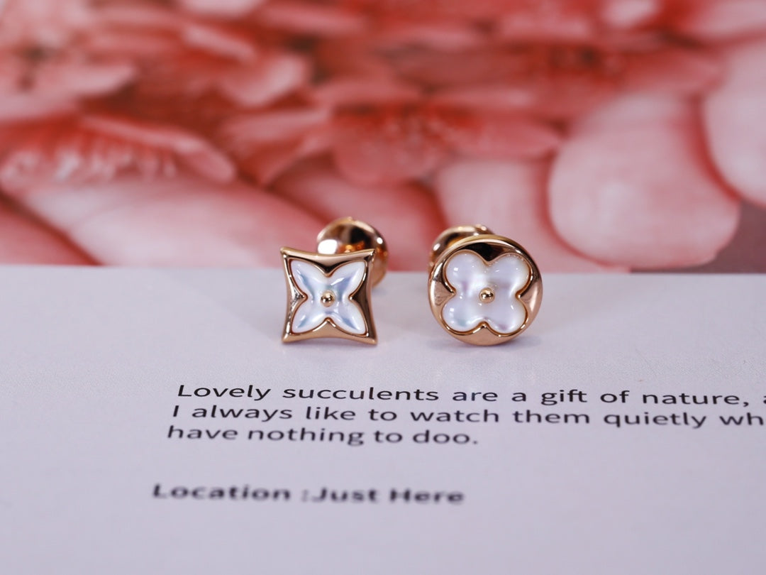 [Aetheris]STAR AND SUN ROSE GOLD MOP STUD EARRINGS