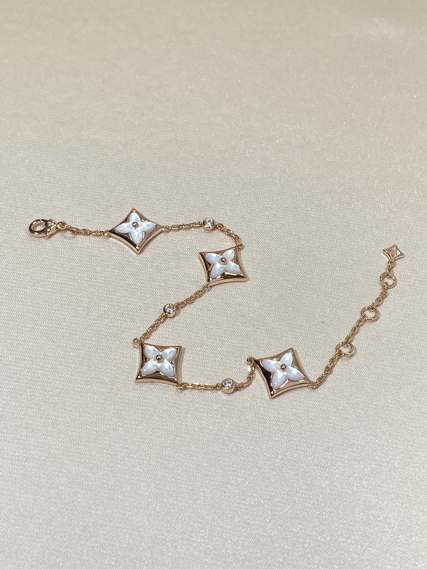 [Aetheris]STAR 4 MOTIF MOP DIAMOND ROSE GOLD BRACELET