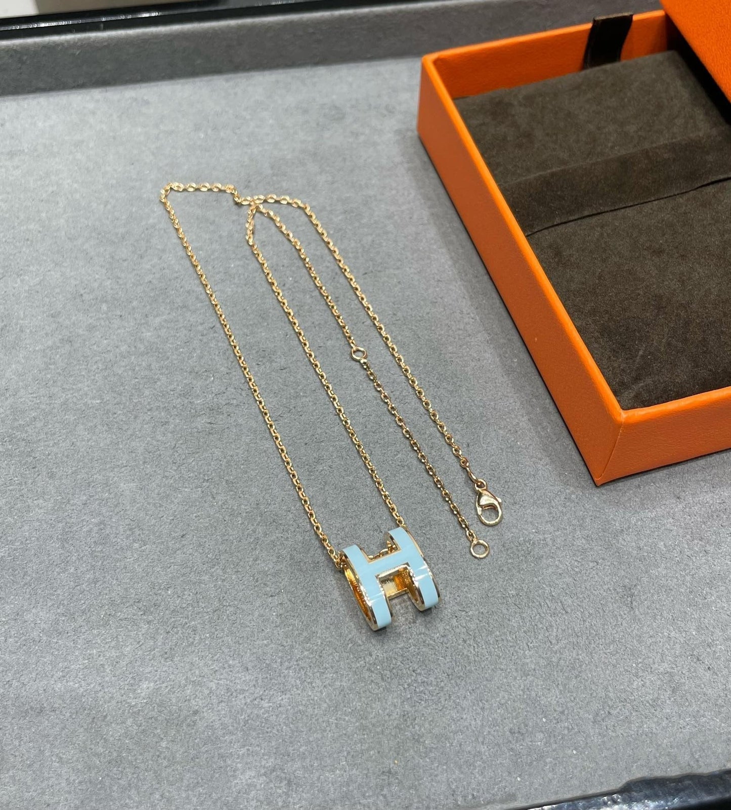 [Aetheris]POP H SKY BLUE NECKLACE