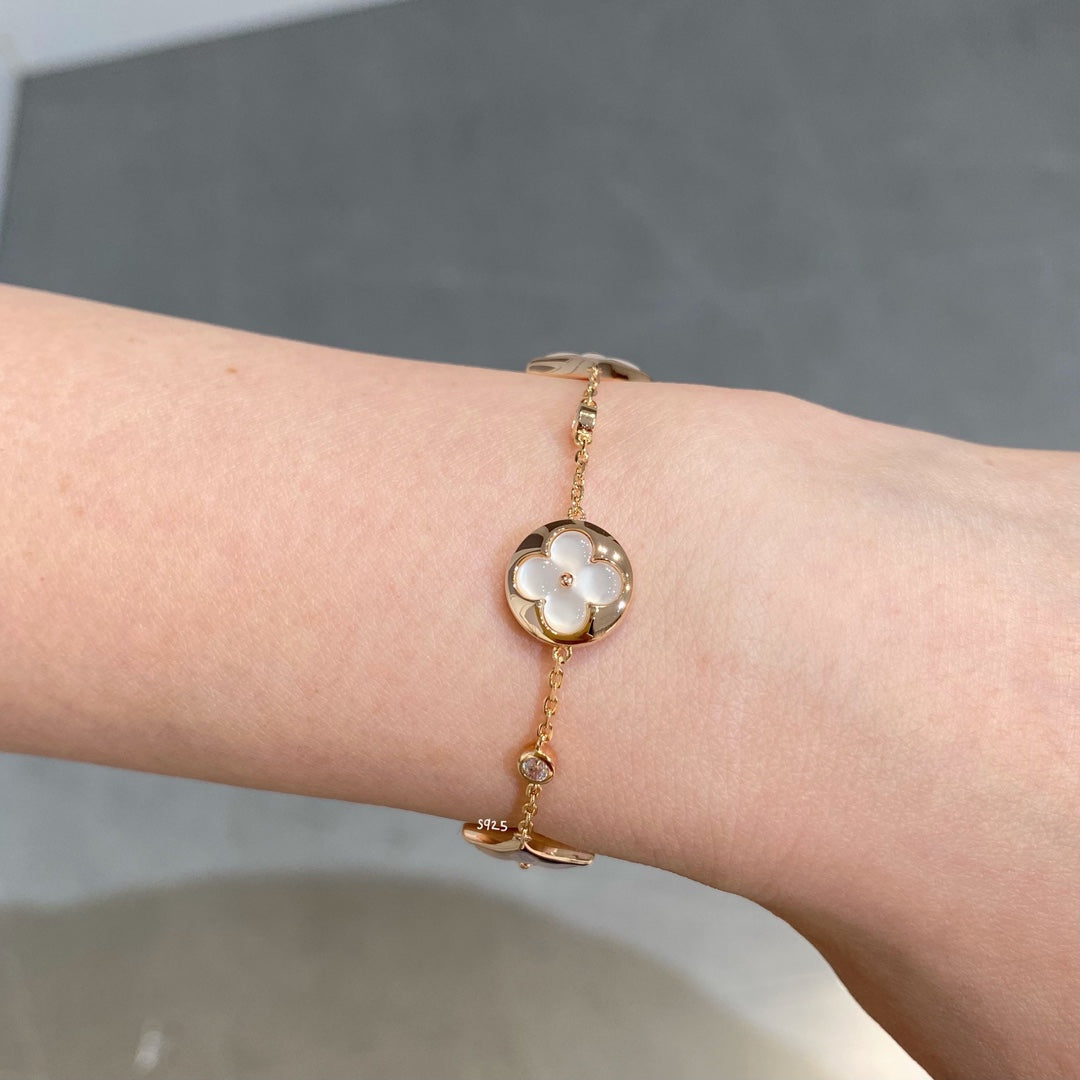 [Aetheris]STAR AND SUN 4 MOTIF WHITE MOP ROSE GOLD BRACELET