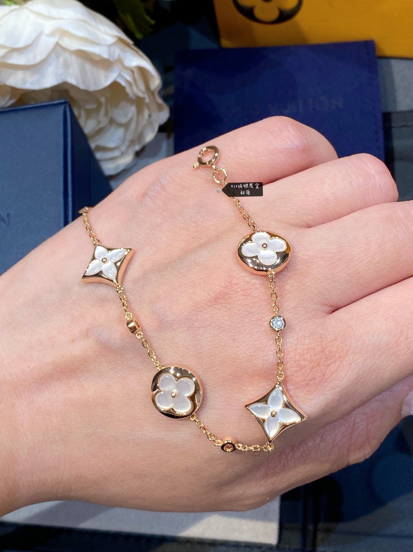[Aetheris]STAR AND SUN 4 MOTIF WHITE MOP ROSE GOLD BRACELET
