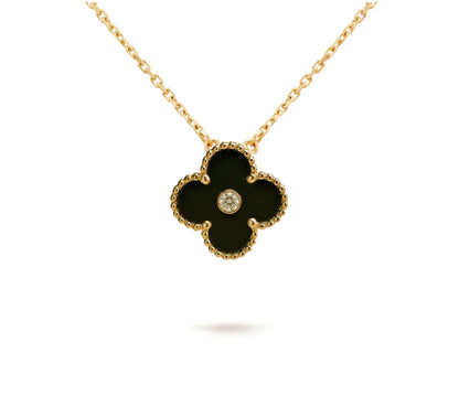 ```json
{
  "product_name": "[Aetheris] LIMITIERTE EDITION WEIHNACHTSKLEE-BLUMENKETTE – Jährlicher Sammleranhänger 15 MM"
}
```