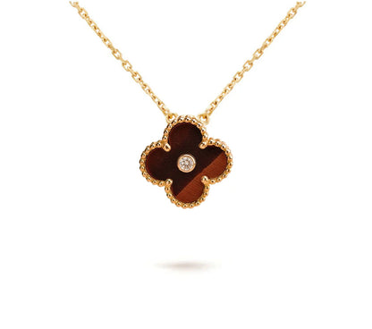 ```json
{
  "product_name": "[Aetheris] LIMITIERTE EDITION WEIHNACHTSKLEE-BLUMENKETTE – Jährlicher Sammleranhänger 15 MM"
}
```
