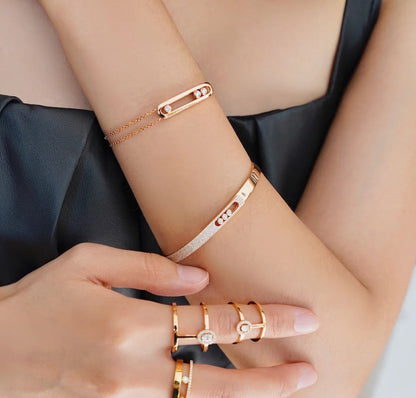 [Aetheris]MOVE NOA PAVÉ DIAMOND BANGLE BRACELET