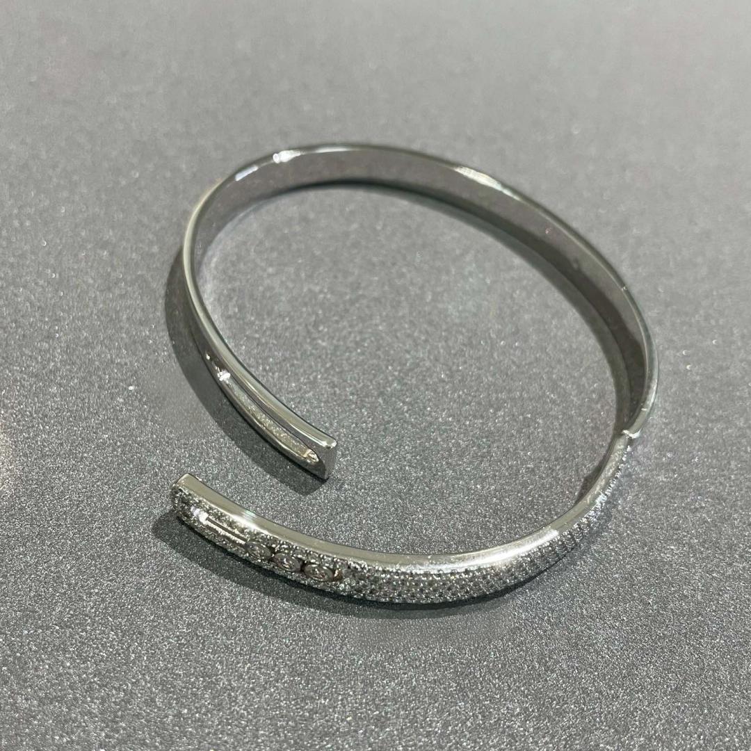 [Aetheris]MOVE NOA PAVÉ DIAMOND BANGLE BRACELET