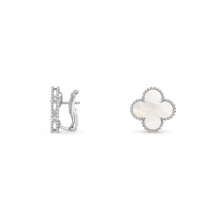 [Aetheris]15MM CLOVER FLOWER STUD EARRINGS WHITE GOLD COLLECTION