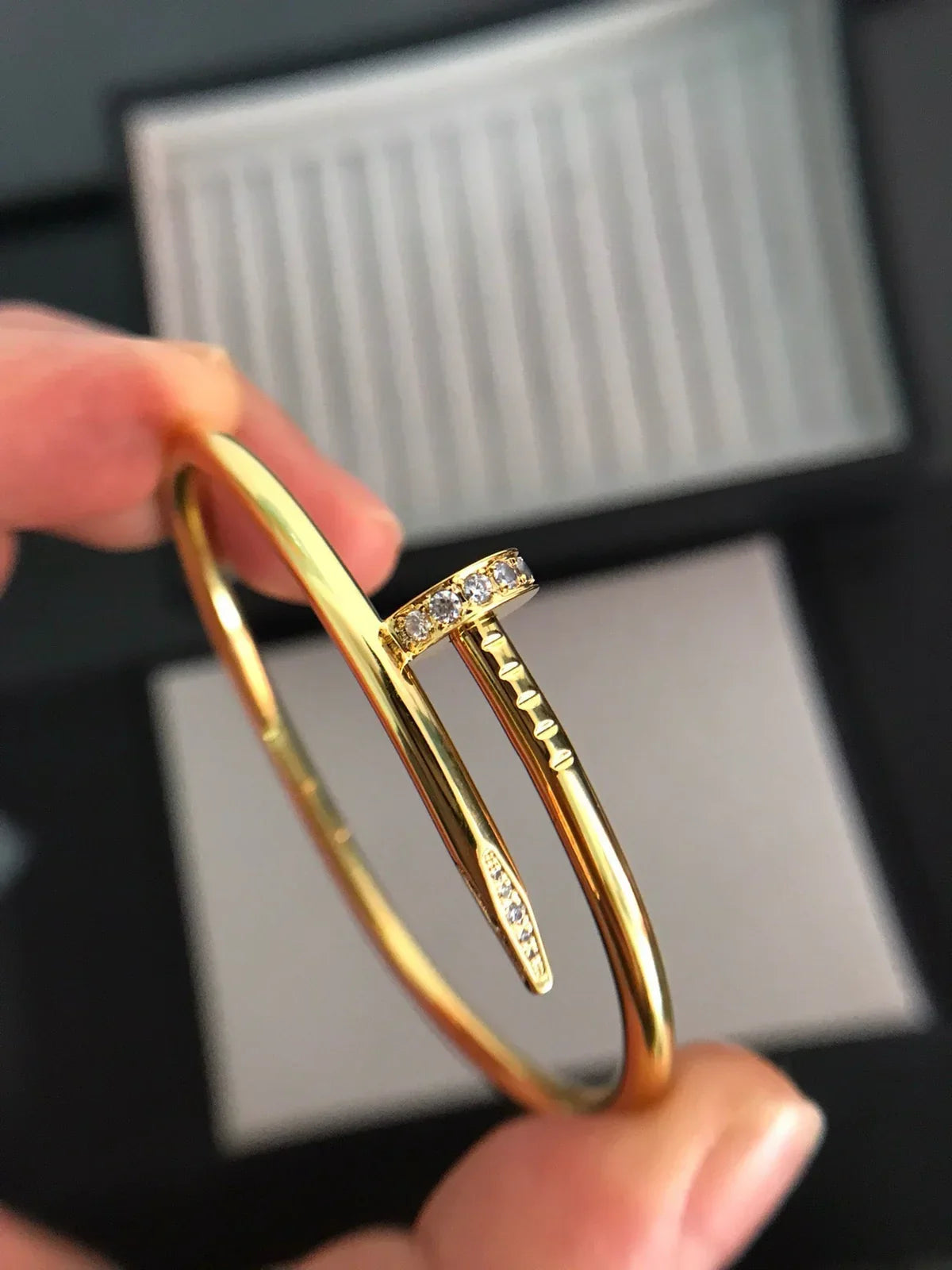 [Aetheris]JUSTE UN CLOU 3.5MM CLASSIC DIAMOND ARMREIF