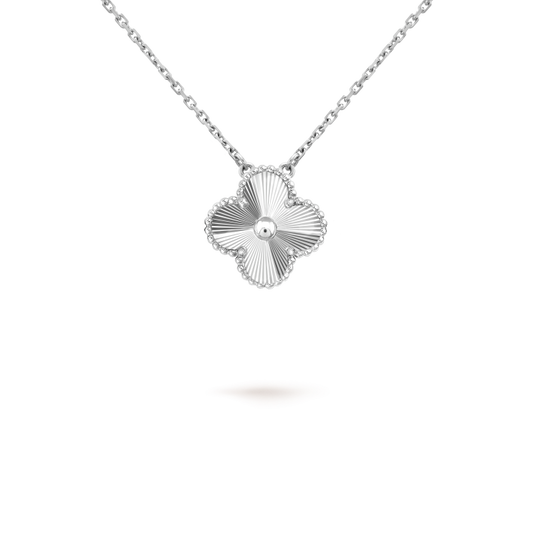 [Aetheris]15MM CLOVER FLOWER PENDANT NECKLACE WHITE GOLD COLLECTION