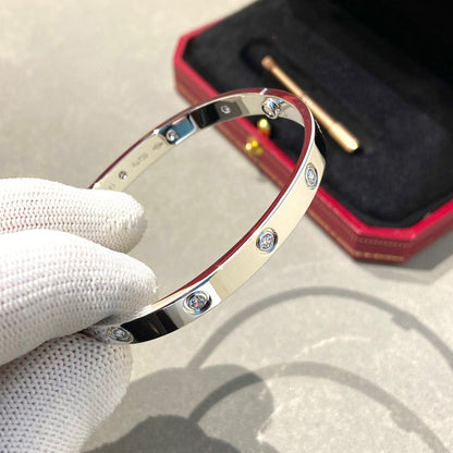 [Aetheris]KLASSISCHER 6,1MM LIEBESARMREIF – 10 DIAMANTEN