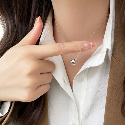 [Aetheris]BEE MINI PEDANT DIAMOND NECKLACE