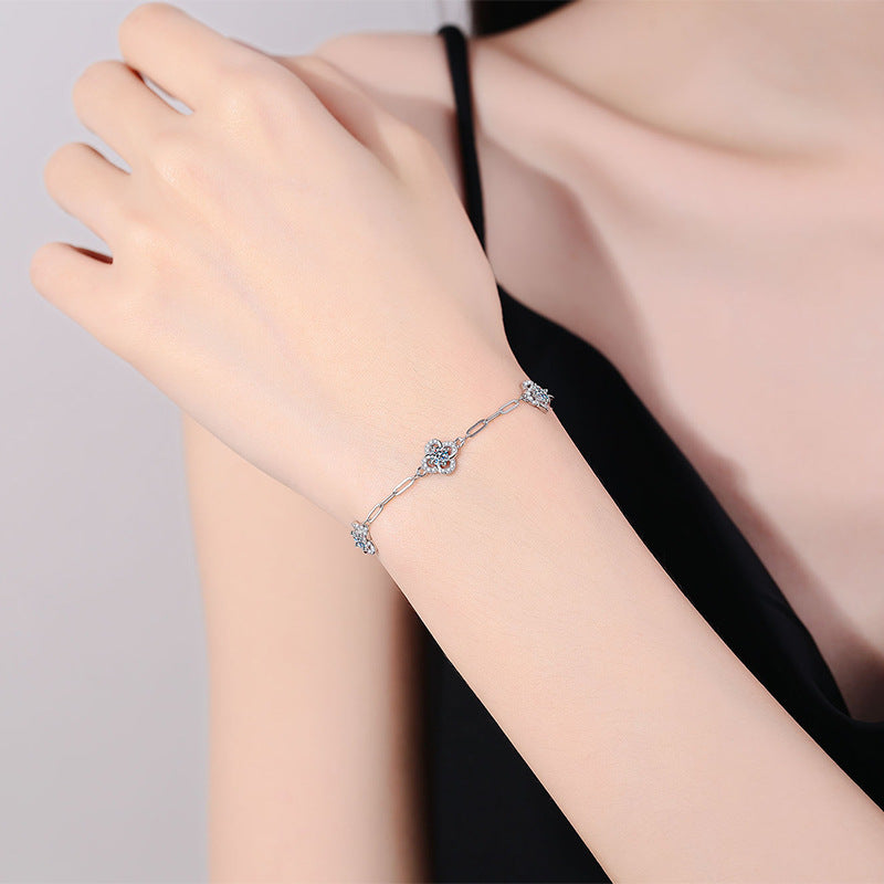 [Aetheris]TRIPLE-CLOVER MOISSANITE ARMBAND