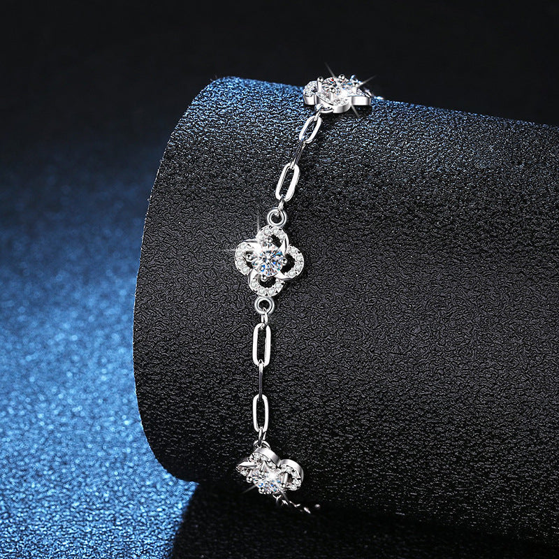 [Aetheris]TRIPLE-CLOVER MOISSANITE ARMBAND