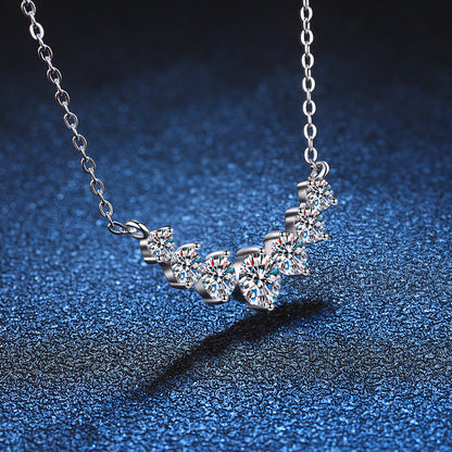 [Aetheris]MINIMALIST CURVED SMILE MOISSANITE NECKLACE