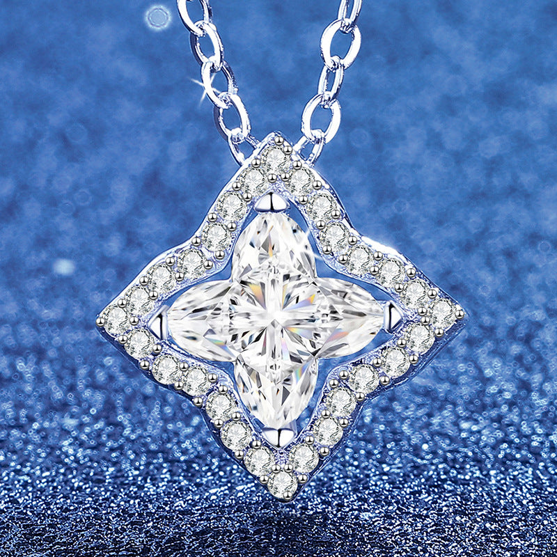 [Aetheris]STAR-CLOVER MOISSANITE NECKLACE