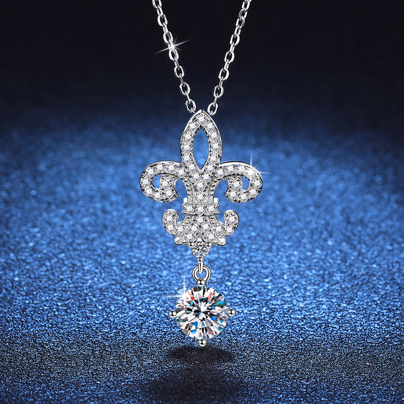 [Aetheris]ROYAL FLEUR-DE-LIS MOISSANITE PENDANT NECKLACE