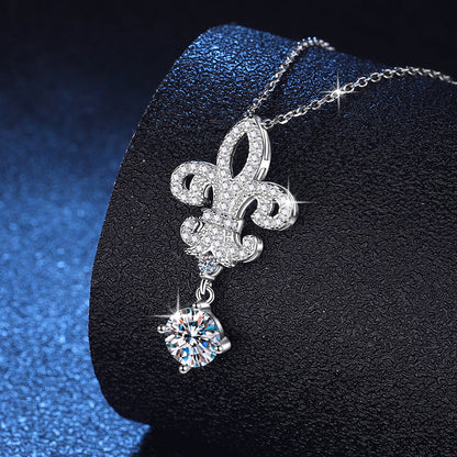 [Aetheris]ROYAL FLEUR-DE-LIS MOISSANITE PENDANT NECKLACE