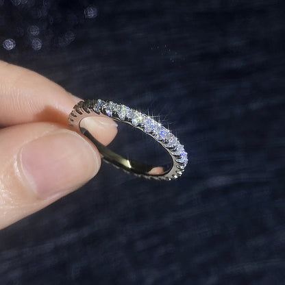 [Aetheris]DAINTY 0.87CT VOLLER ETERNITY MOISSANITE-RING