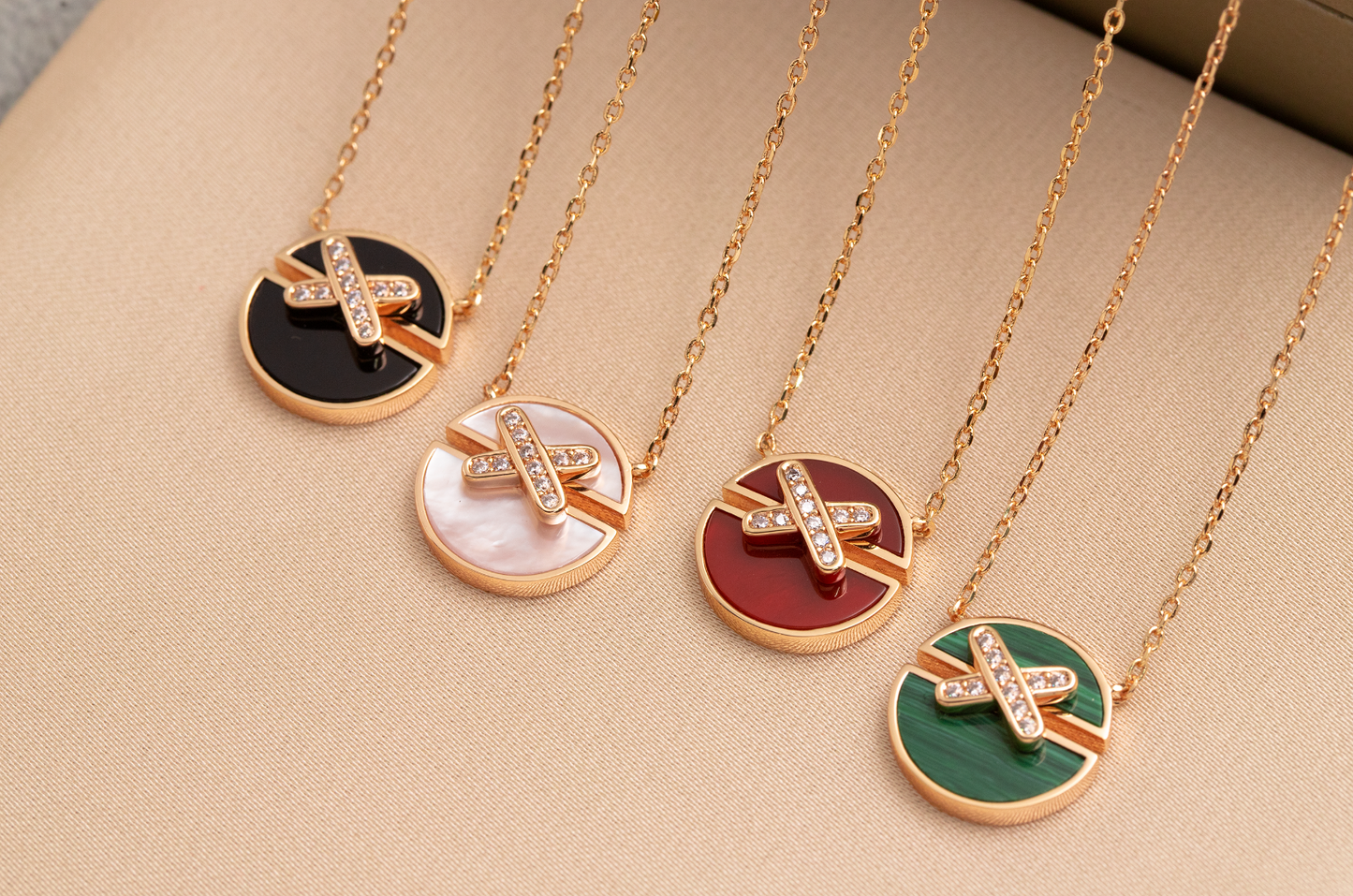 [Aetheris]JEUX DE ROSE GOLD DIAMOND NECKLACE