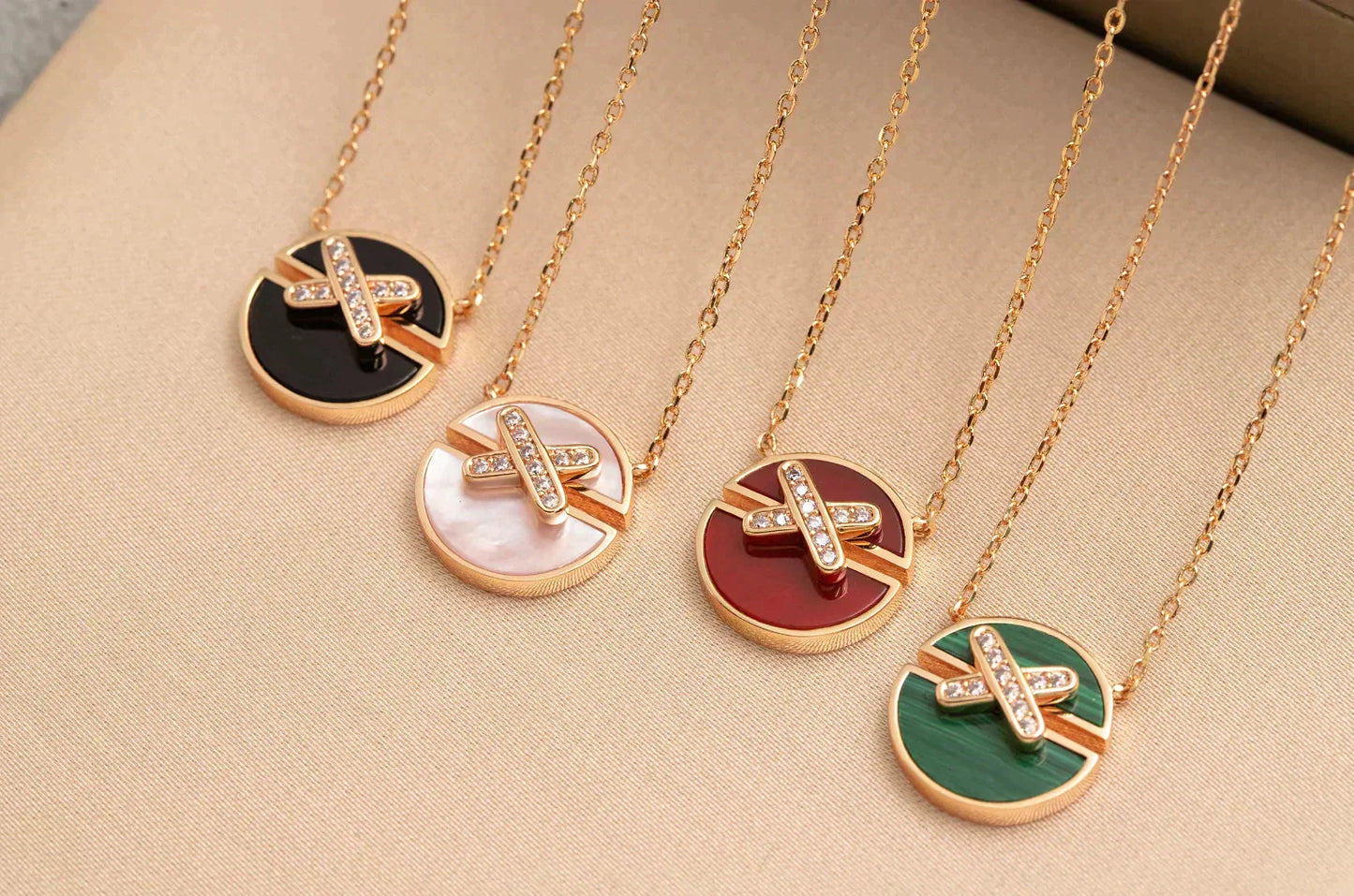 [Aetheris]JEUX DE ROSE GOLD DIAMOND NECKLACE