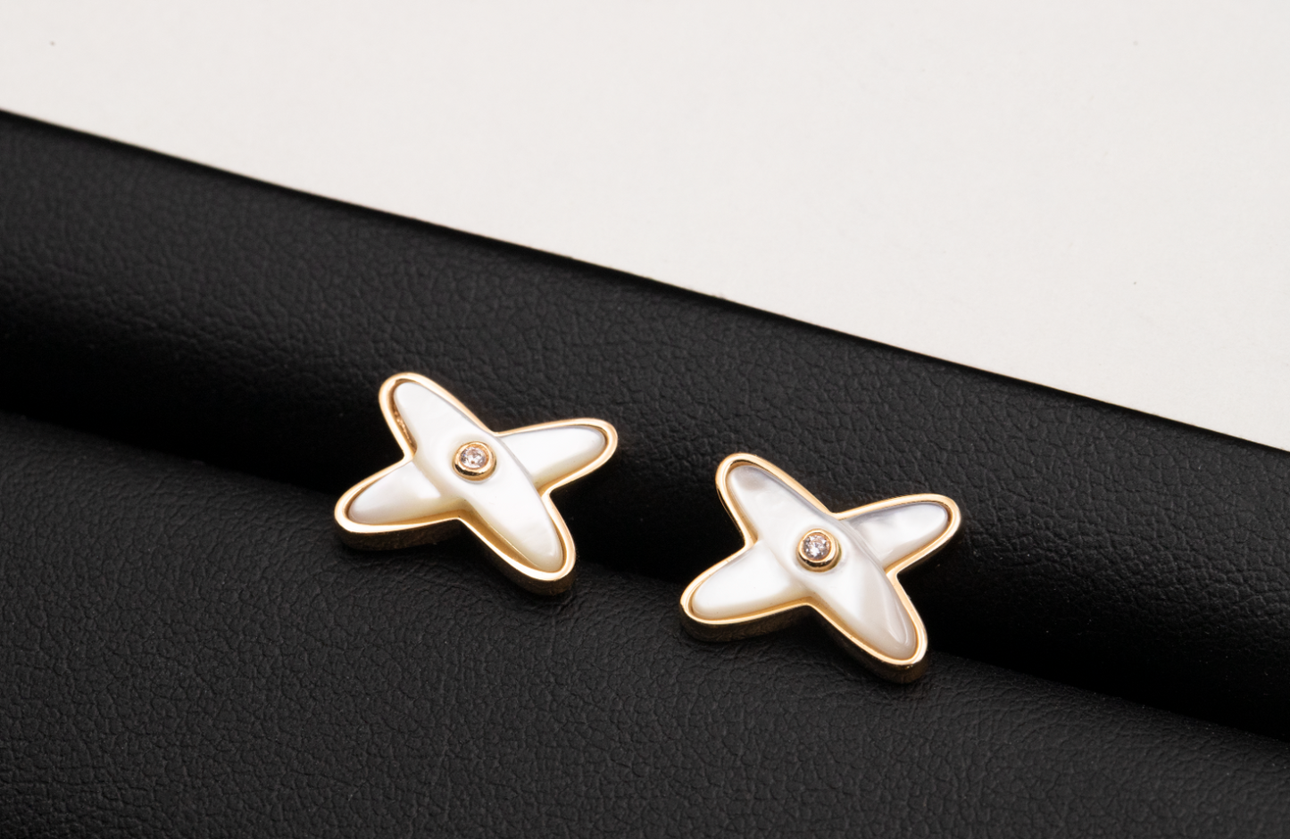 [Aetheris]JEUX DE WHITE MOP ROSE GOLD DIAMOND EARRINGS