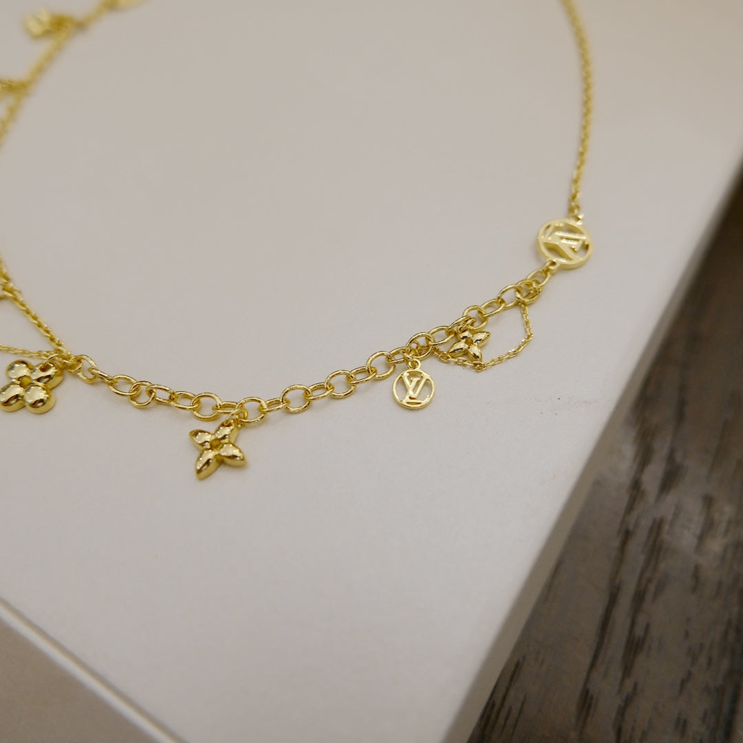 [Aetheris]BLOOMING SUPPLE NECKLACE BRASS