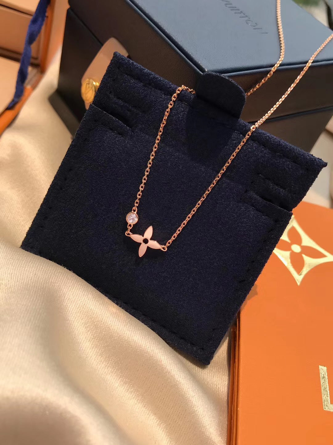 [Aetheris]BLOSSOM PENDANT ROSE GOLD AND DIAMOND