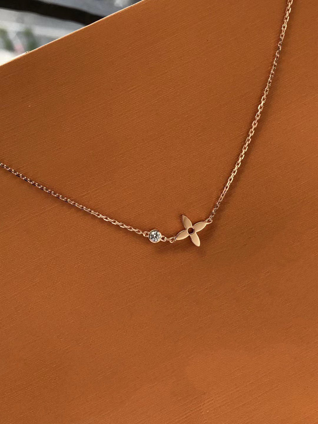 [Aetheris]BLOSSOM PENDANT ROSE GOLD AND DIAMOND