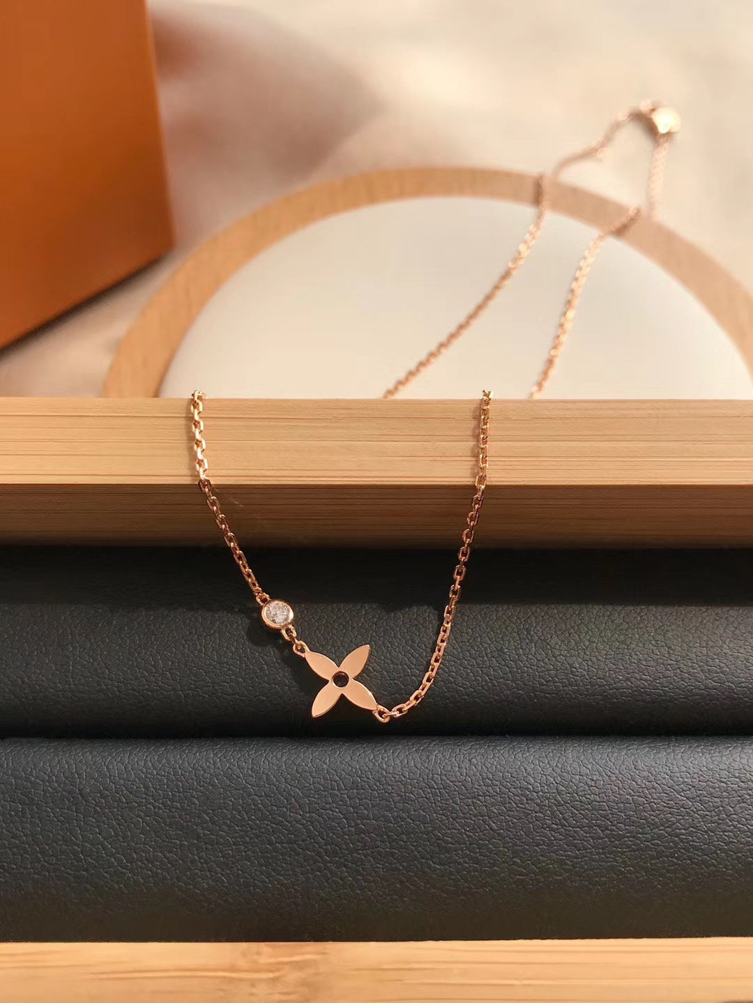 [Aetheris]BLOSSOM PENDANT ROSE GOLD AND DIAMOND