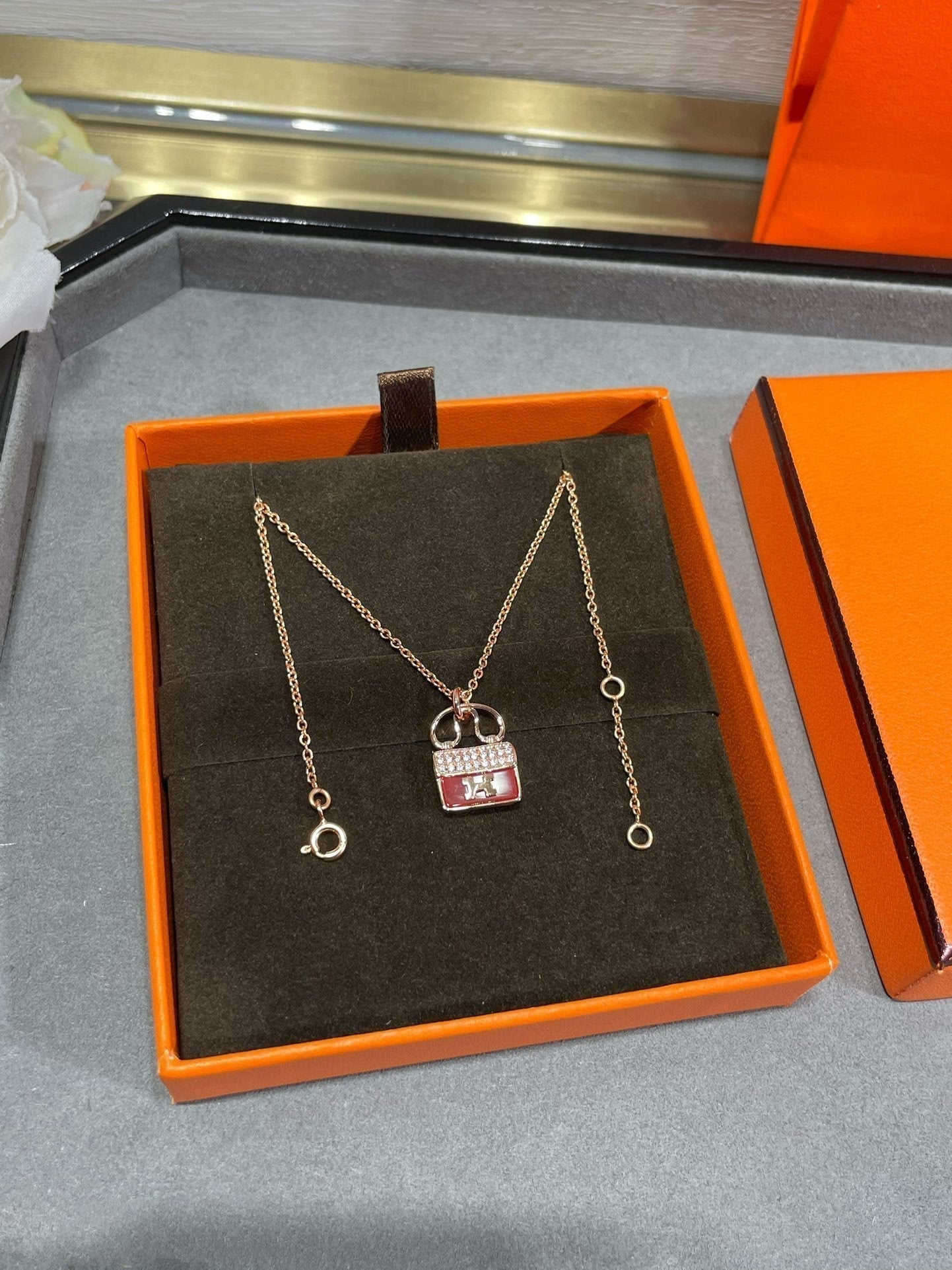 [Aetheris]H CIRCE MOISSANITE PENDANT NECKLACE GOLD