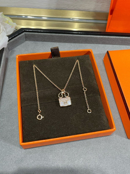 [Aetheris]H CIRCE MOISSANITE PENDANT NECKLACE GOLD