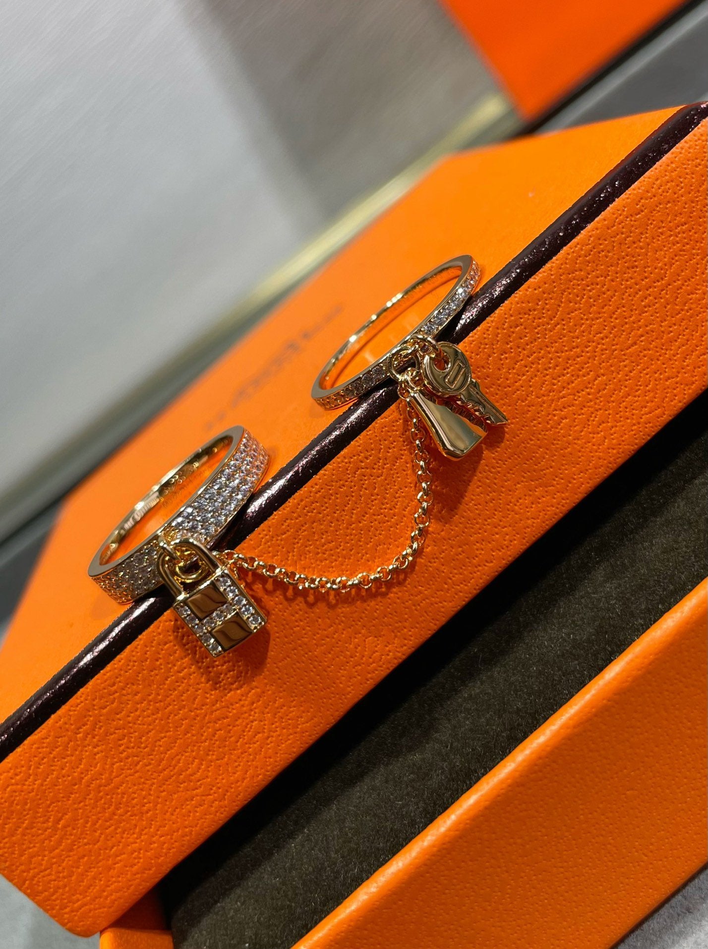 [Aetheris]HM KELLY GLÖCKCHEN DOPPELRING MIT DIAMANTEN