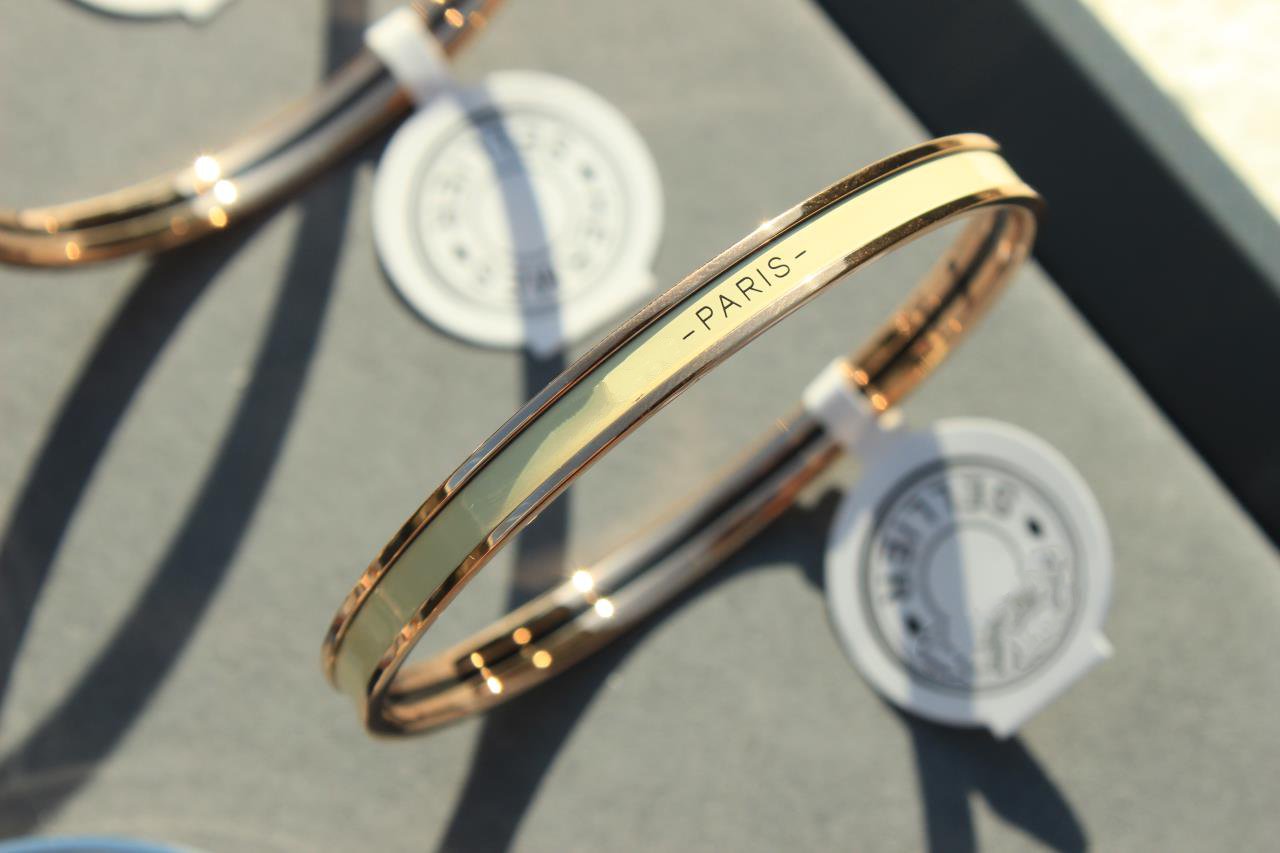[Aetheris]HM UNI BANGLE BAG