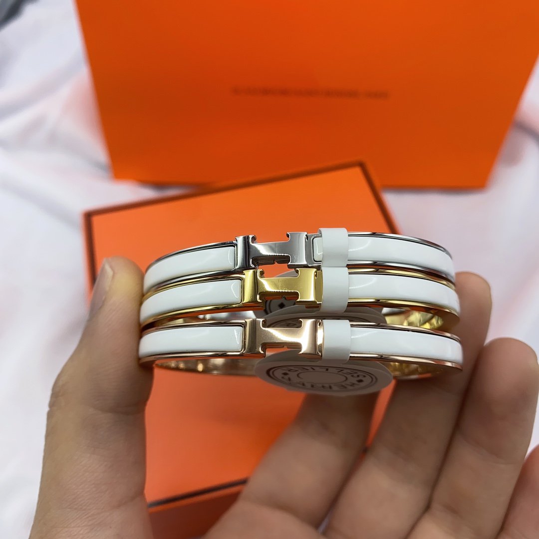[Aetheris]CLASSIC HM CLIC WHITE 8MM ENAMEL BRACELET