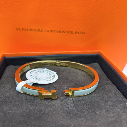 [Aetheris]CLASSIC HM CLIC GREEN 8MM ENAMEL BRACELET