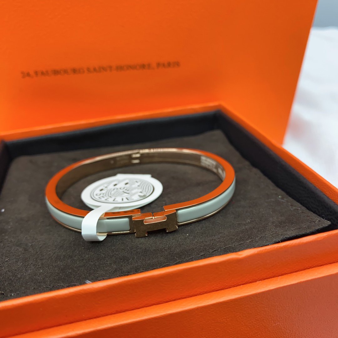 [Aetheris]CLASSIC HM CLIC GREEN 8MM ENAMEL BRACELET