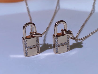 [Aetheris]HM ADVANCED NICHE LOCK HEAD NECKLACE DIAMONDS