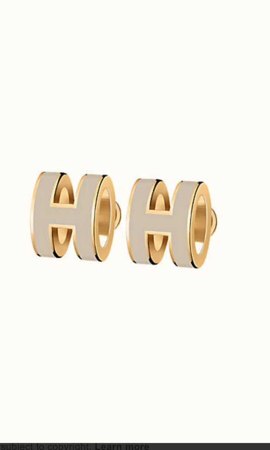 [Aetheris]MINI POP H GOLD EARRINGS GREY